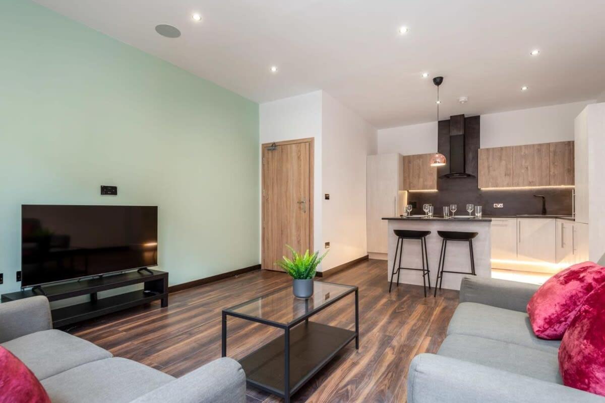 Characterful 2 Bed Apartment With Parking In Hull Kingston upon Hull Bagian luar foto