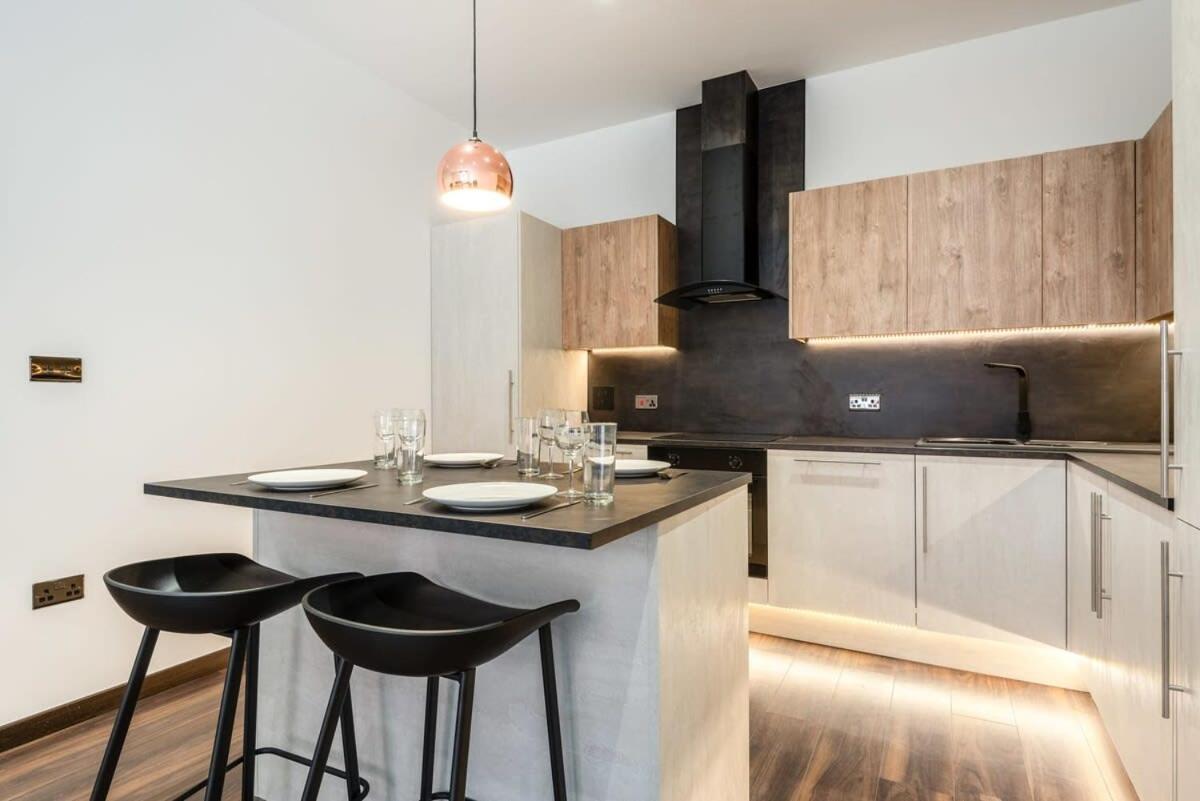 Characterful 2 Bed Apartment With Parking In Hull Kingston upon Hull Bagian luar foto