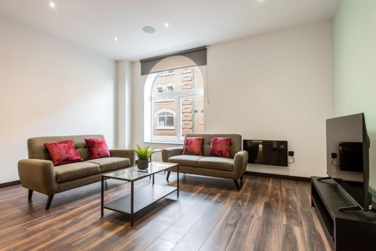 Characterful 2 Bed Apartment With Parking In Hull Kingston upon Hull Bagian luar foto